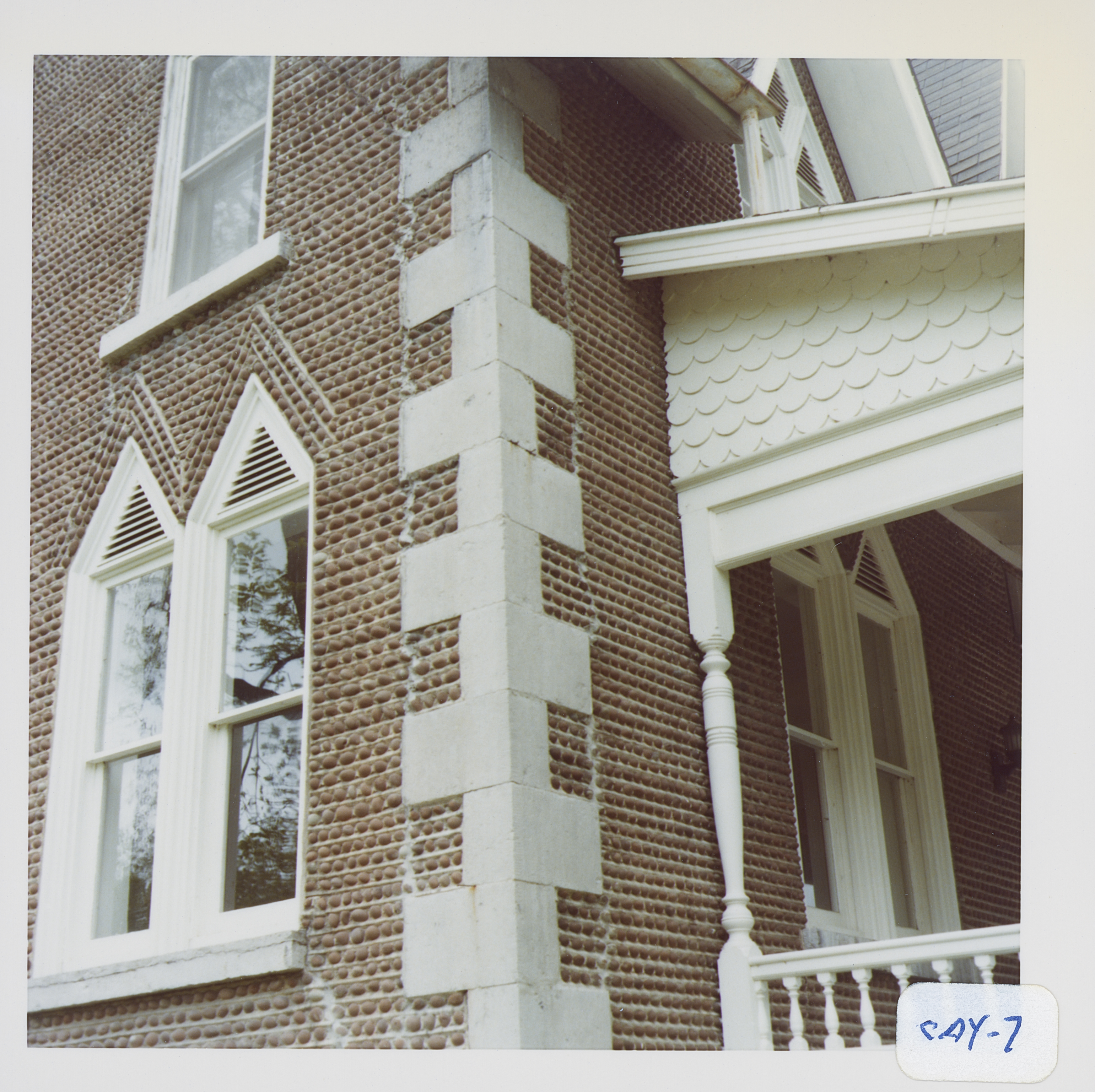 Led-1 Van Buskirt Cay-7